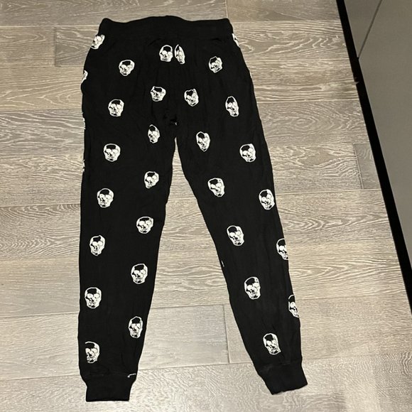 Z Supply Super Comfortable and Lightweight 💀Skull💀 Joggers With Pockets - Picture 2 of 4